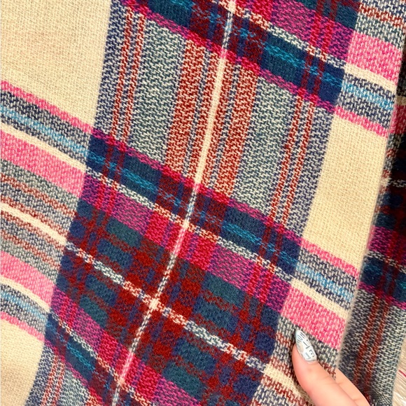 Cozy Plaid Blanket Scarf - Women’s OS - Picture 3 of 3